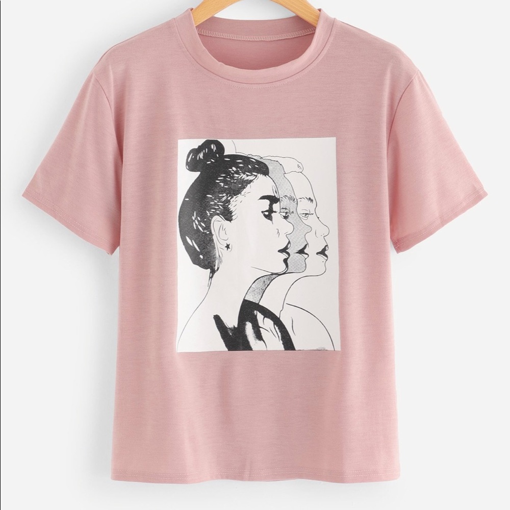 NEW•S-L•Top Bun Silhouette Print Tee•NWT•